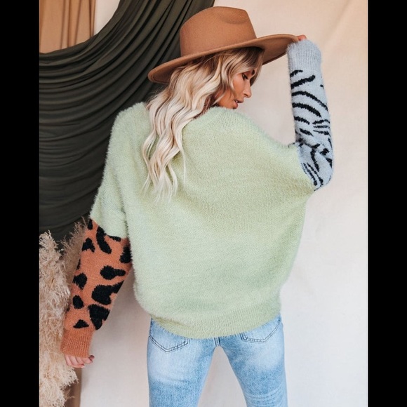 Stop And Stare Mix Print Knit Sweater - Picture 3 of 4